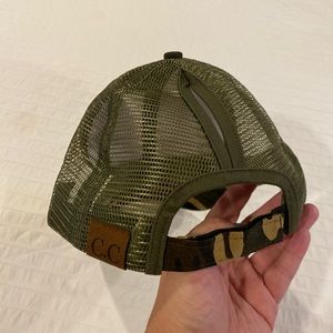 Camo CC high pony hat
